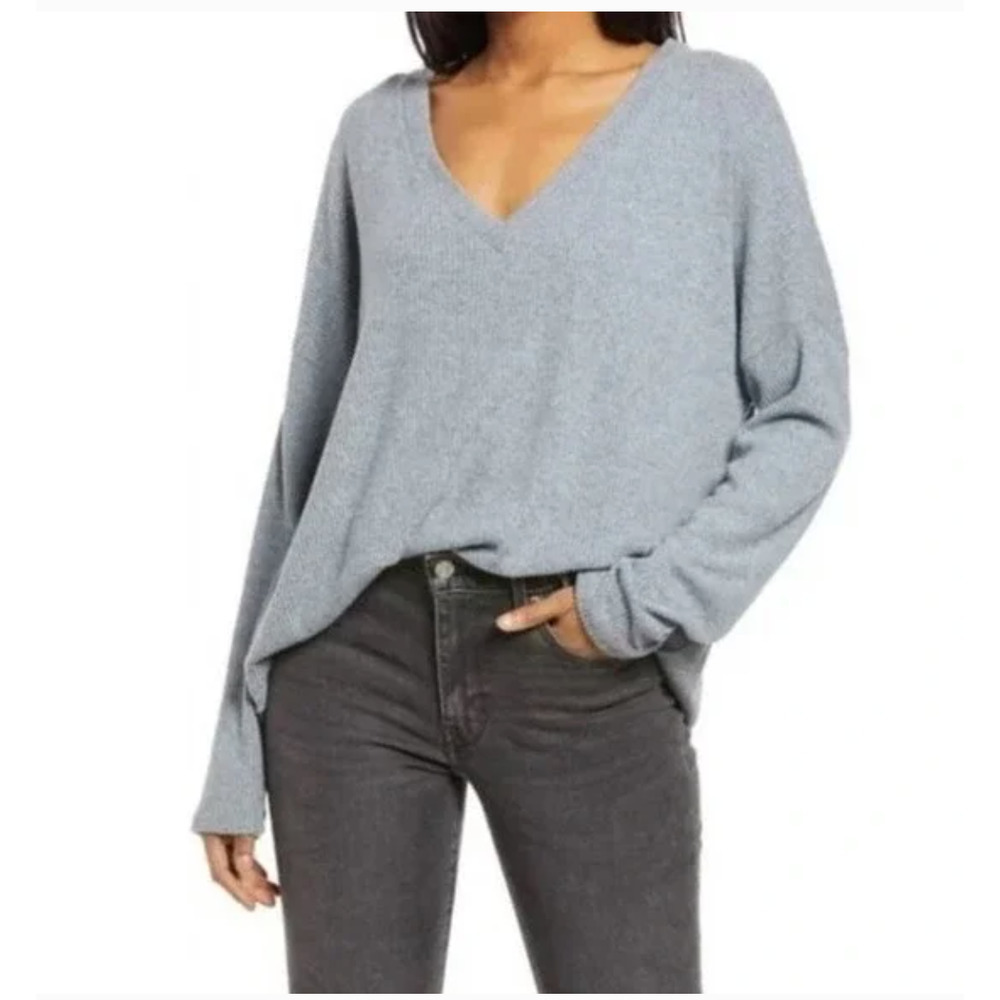 Lulus NWT Just Vibing Ribbed V-Neck Oversized Pullover Sweater Denim Blue Small